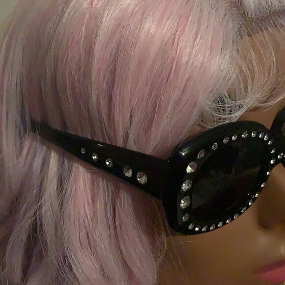 Black Oval Bling Shades - Picture 4 of 10